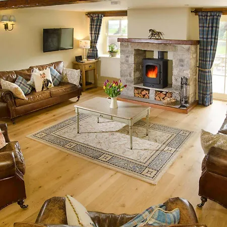 Autumn Cottage-ukc6556 Natland