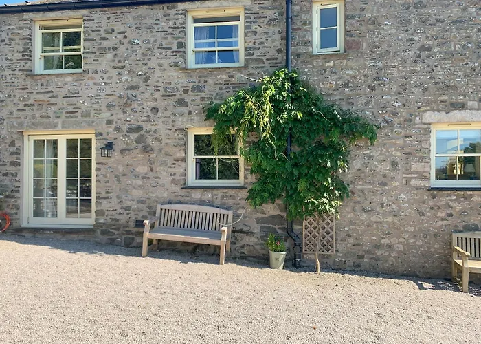 Autumn Cottage-ukc6556 * Natland