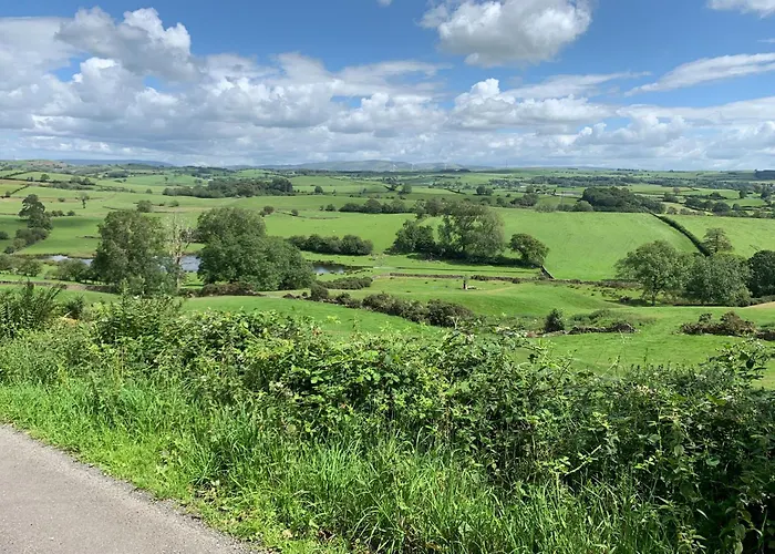 Autumn Cottage-ukc6556 Natland